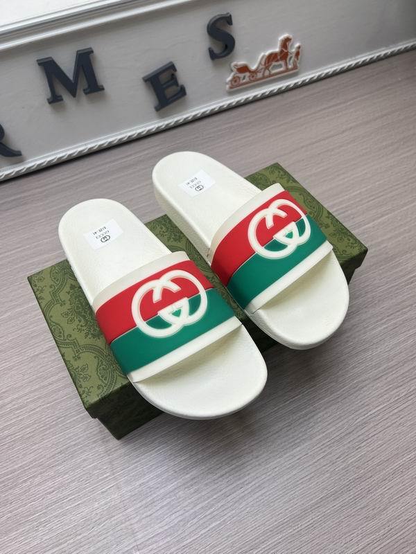 Gucci Men's Slippers 418